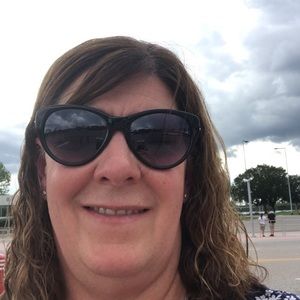 Meet your Posher, Marilyn